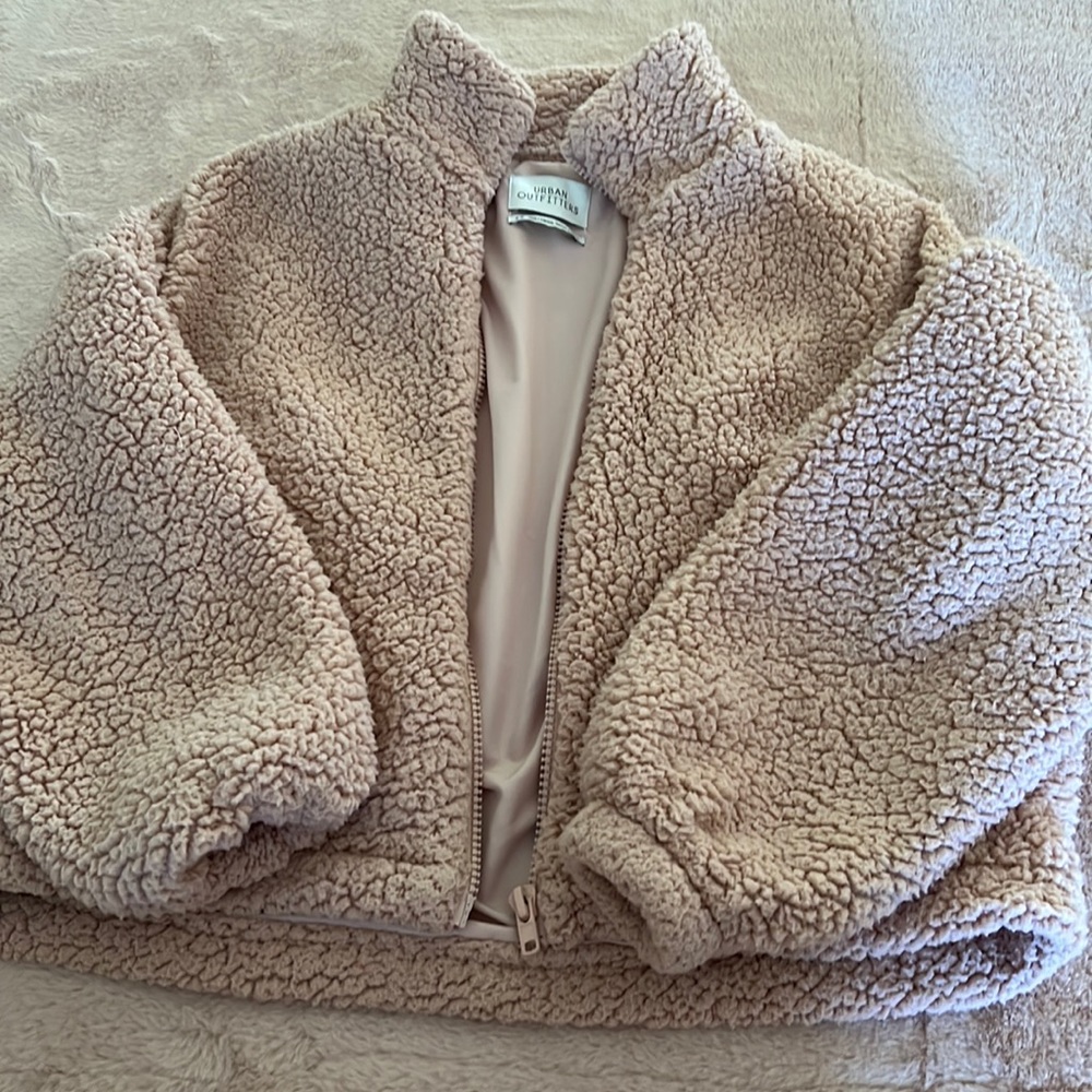 urban outfitters sherpa jacket size small